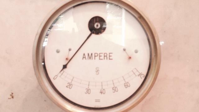 ampere-meter-640